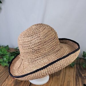 San Diego Hat Co. Stylish Straw Hat with Black Trim. OSFA. EUC